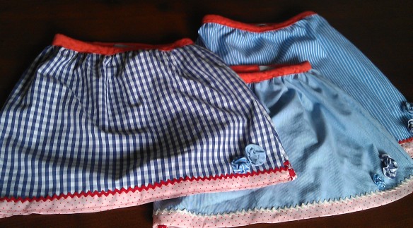three-girl-skirts